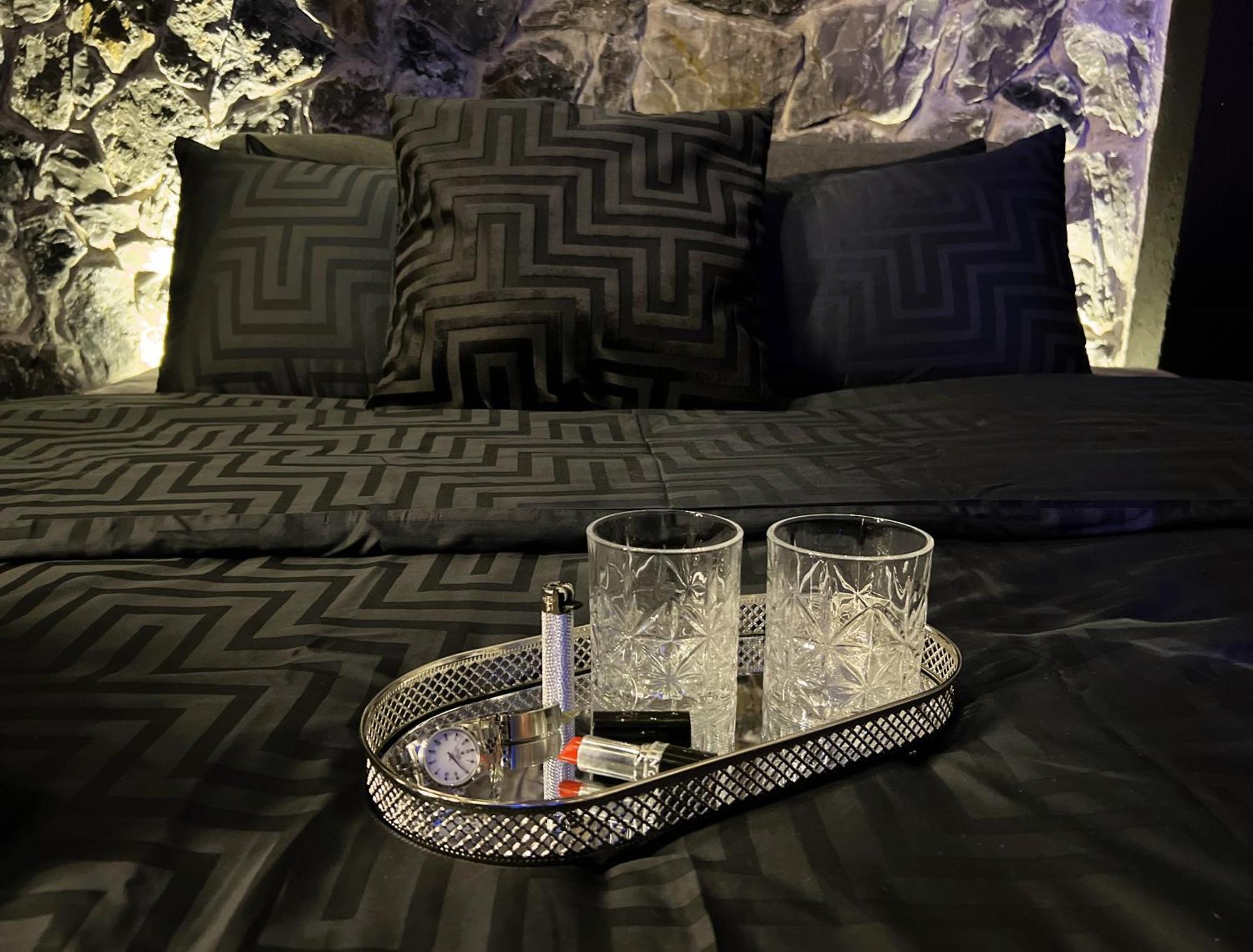 Doormat#13 Black Mirror เทสซาโลนิกิ ภายนอก รูปภาพ